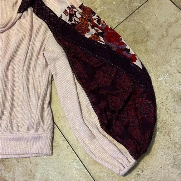 Free People Casual Clash Top Sz M - Picture 4 of 5